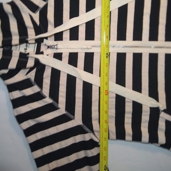 NWOT Claeson M  black & cream stripes hooded zip up sweatshirt - Picture 7 of 12